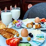 Hotel Yali Otel Prinseneilanden