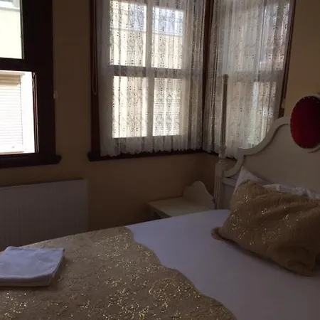 Yali Butik 王子岛群