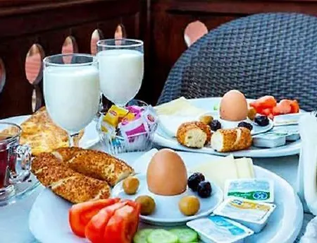 酒店 Yali Butik 王子岛群