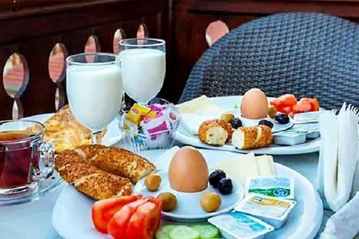 Szálloda Yali Butik Adalar